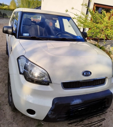 Kia Soul cena 11900 przebieg: 232000, rok produkcji 2009 z Grudziądz małe 11